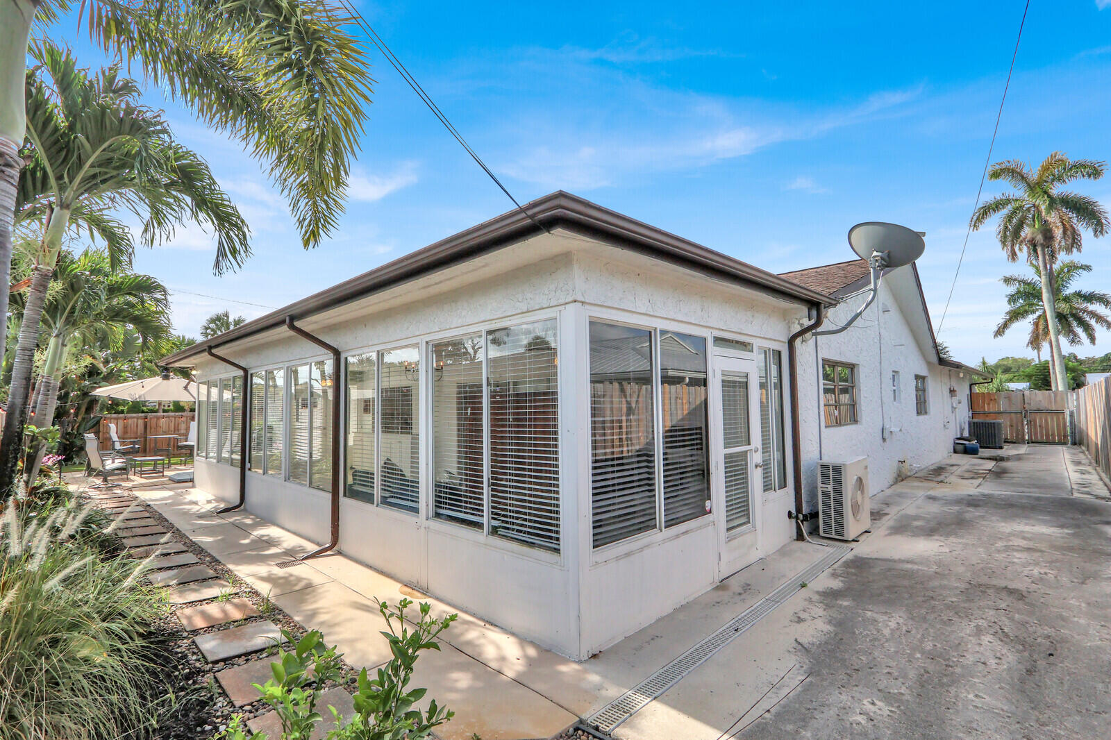 PALM BEACH GARDENS 3 - Residential