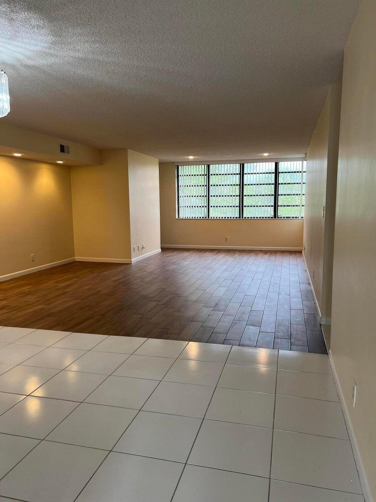 TRADEWINDS D CONDO - Residential