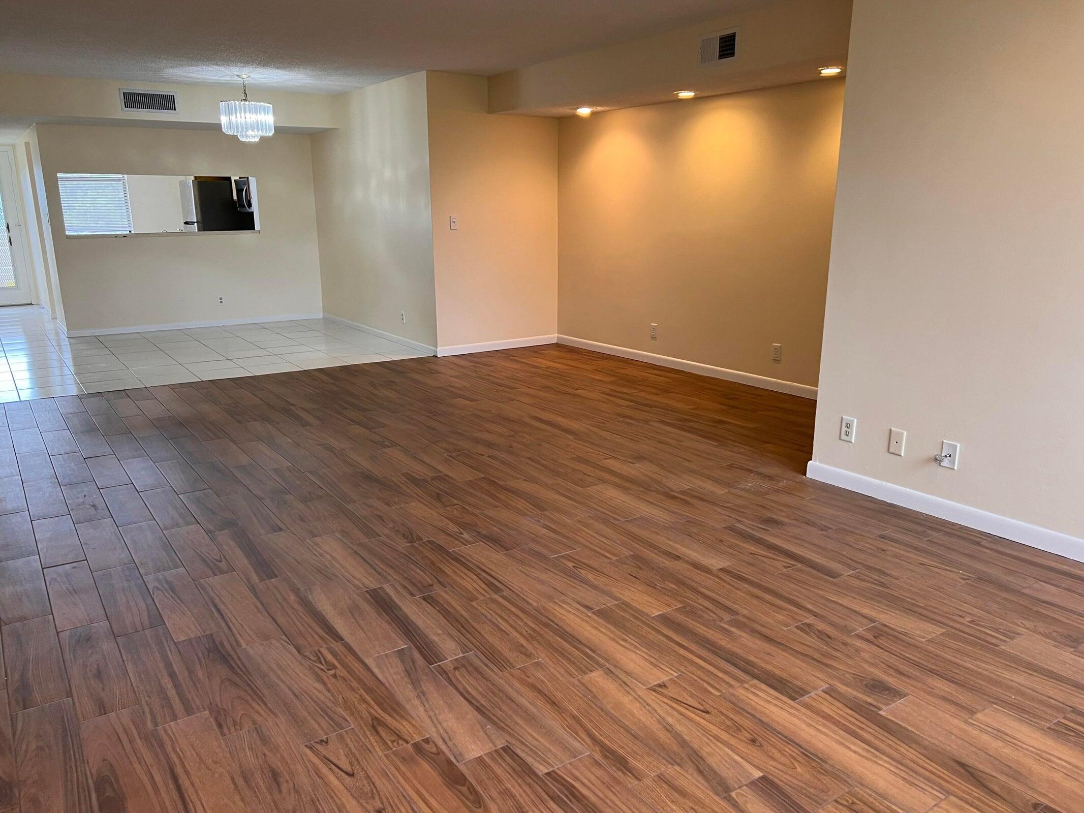 TRADEWINDS D CONDO - Residential