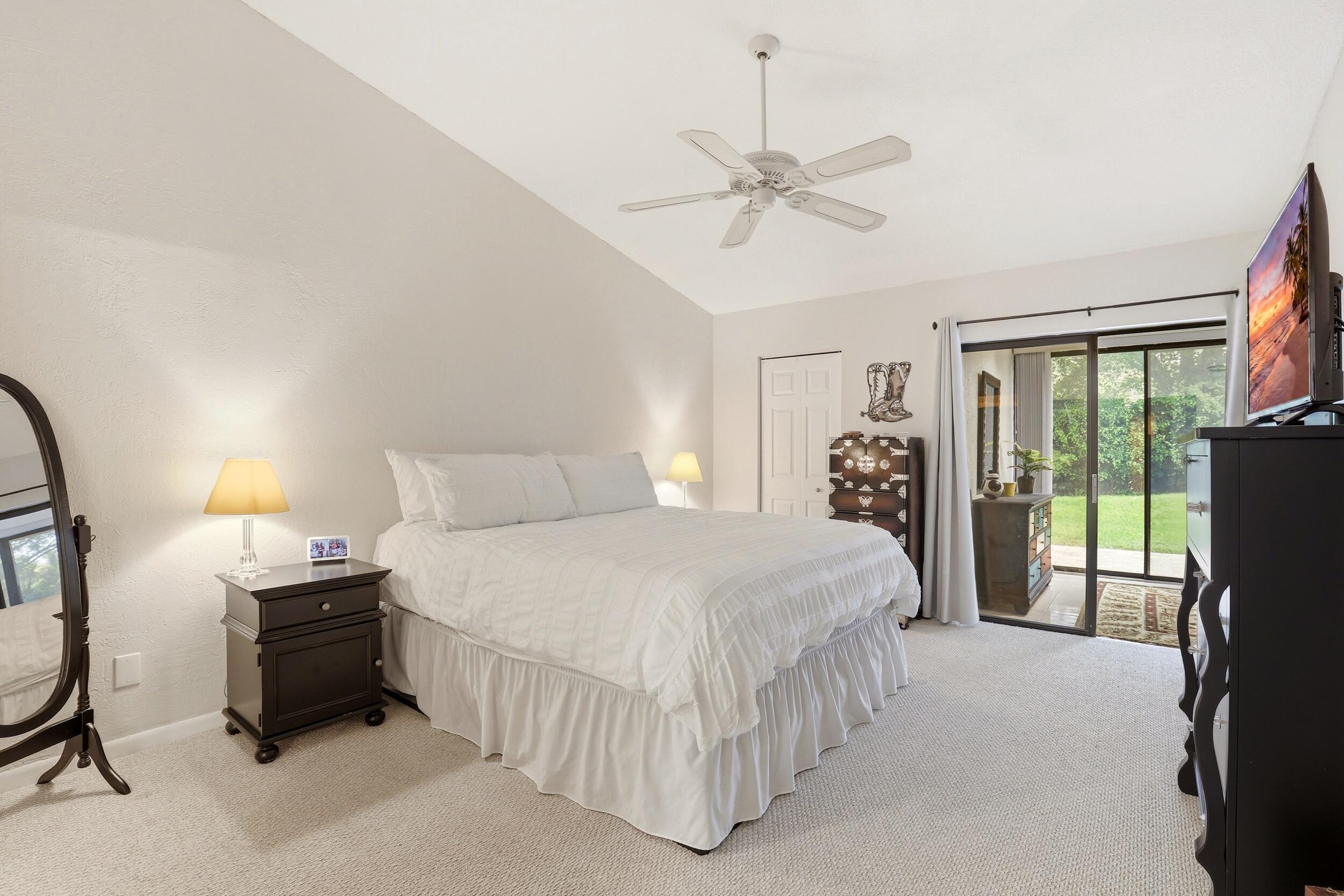 EQUESTRIAN - Residential
