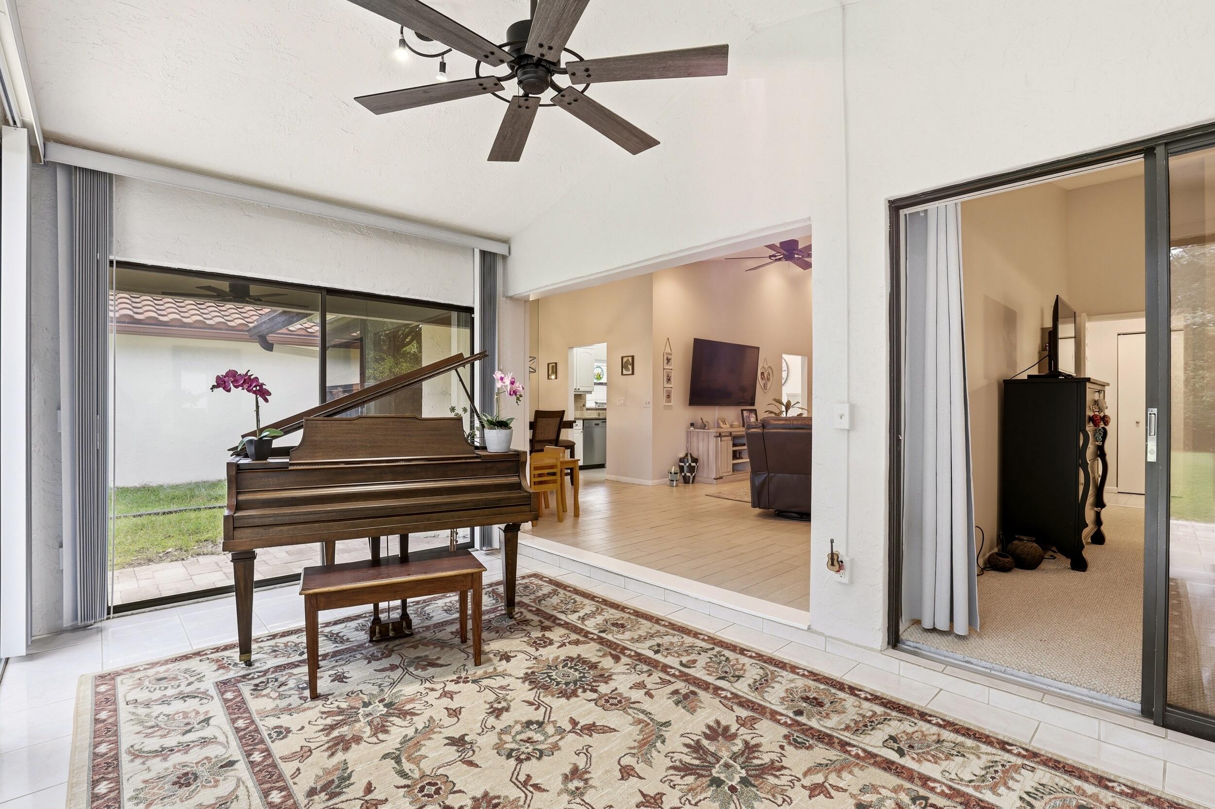 EQUESTRIAN - Residential