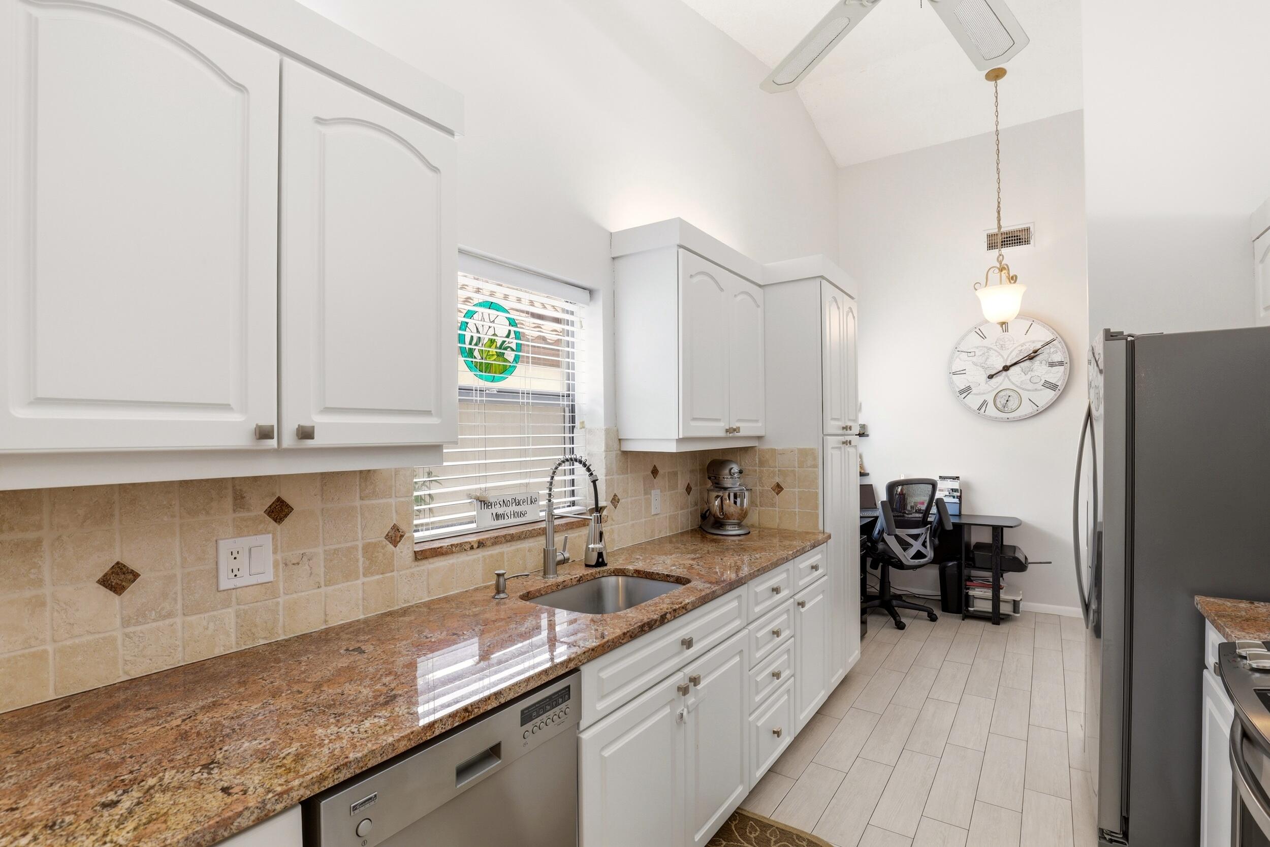 EQUESTRIAN - Residential