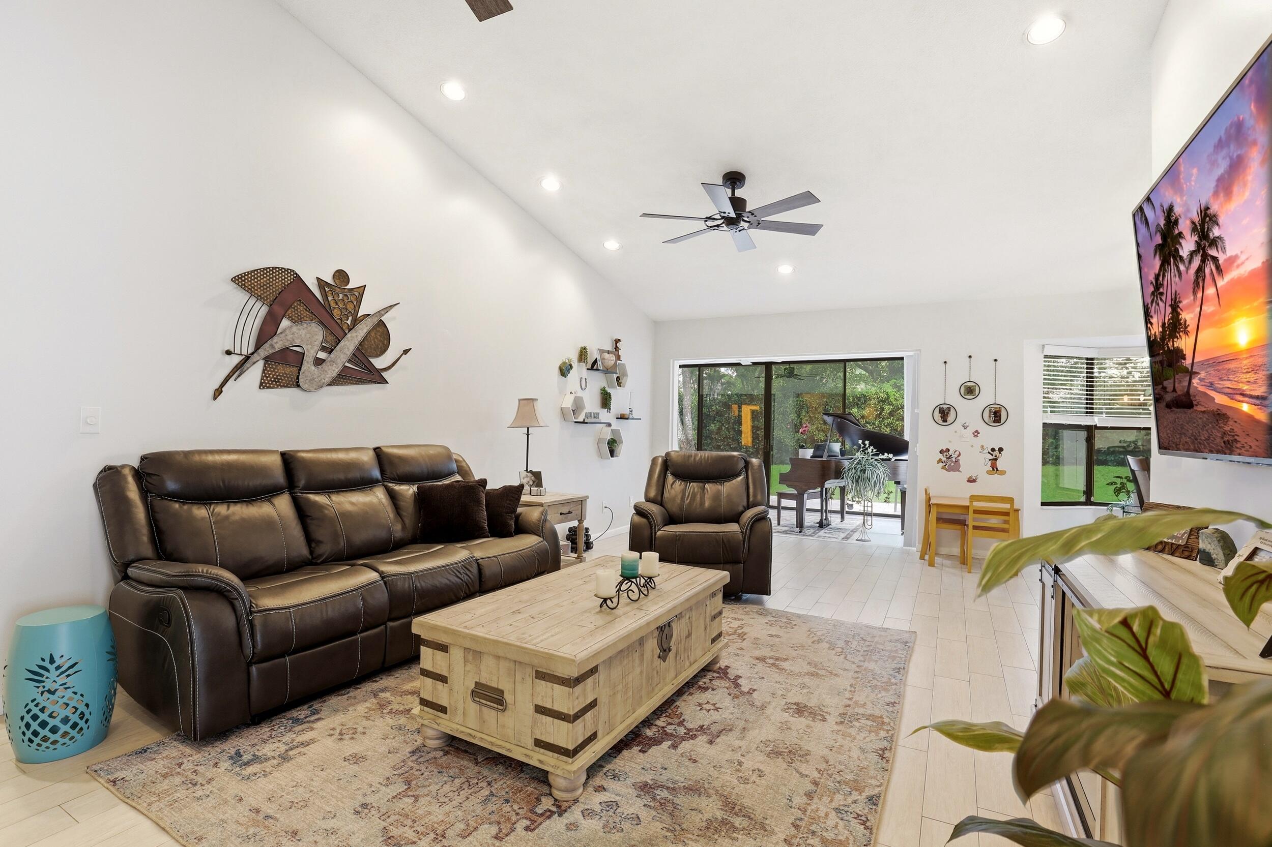 EQUESTRIAN - Residential