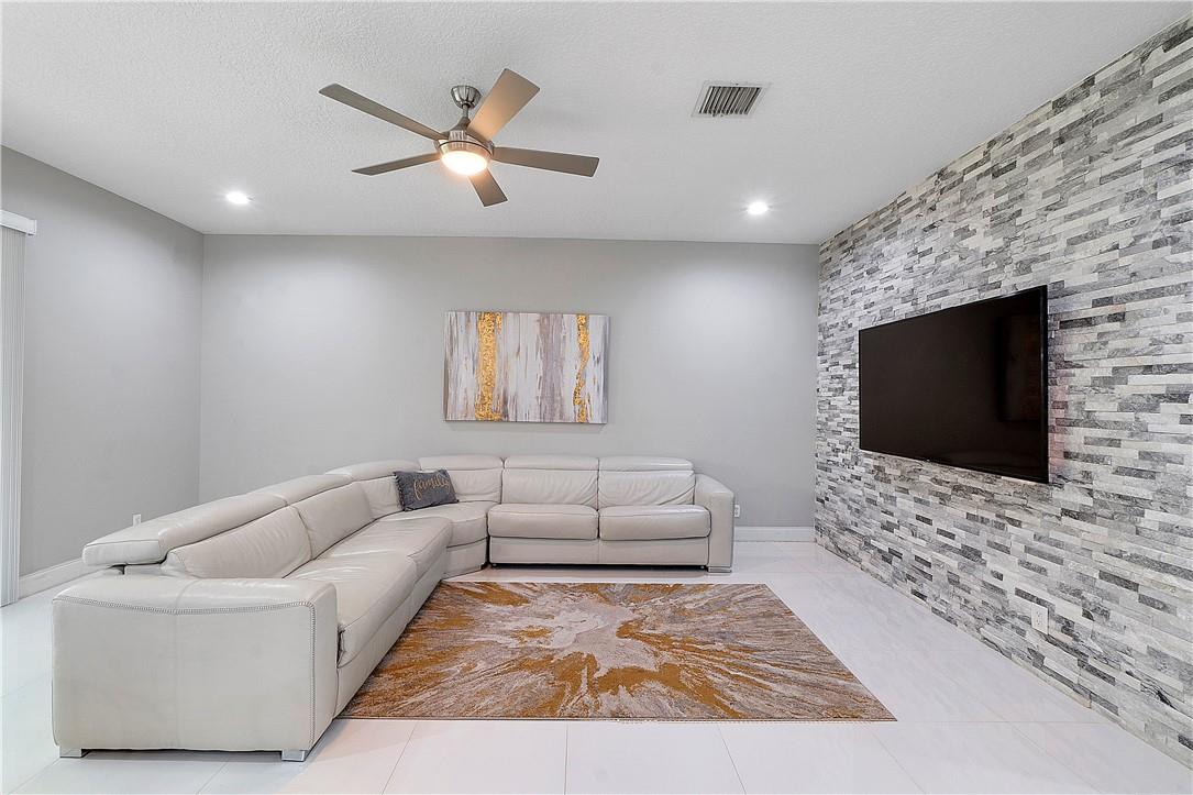 Coquina - Residential