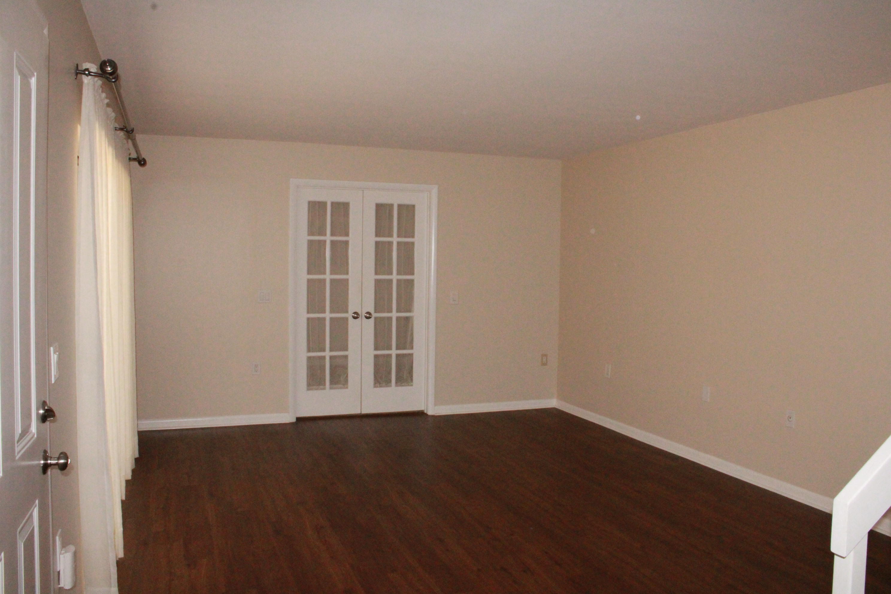 GARDEN LAKES AND GARDEN SQUARE SHOPS - Residential Lease
