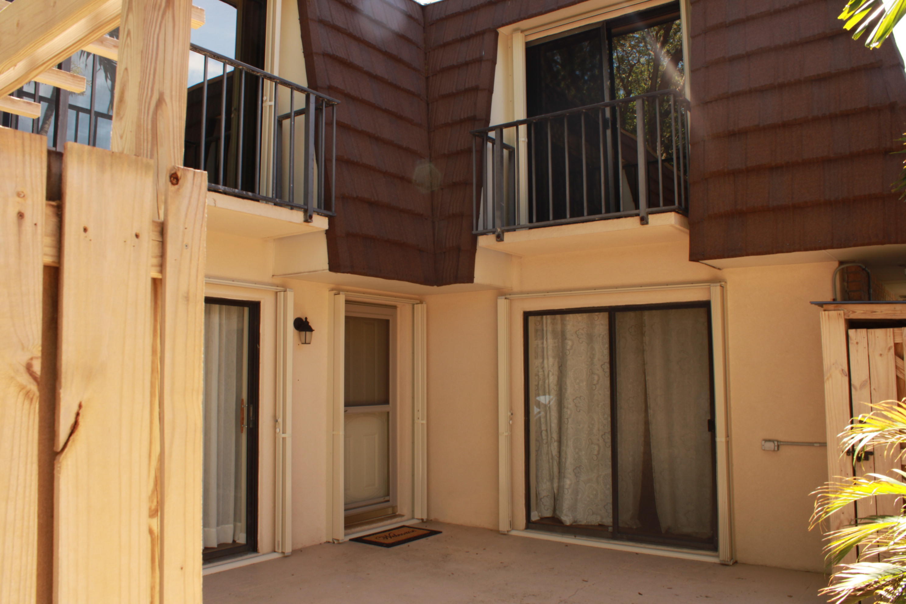 GARDEN LAKES AND GARDEN SQUARE SHOPS - Residential Lease