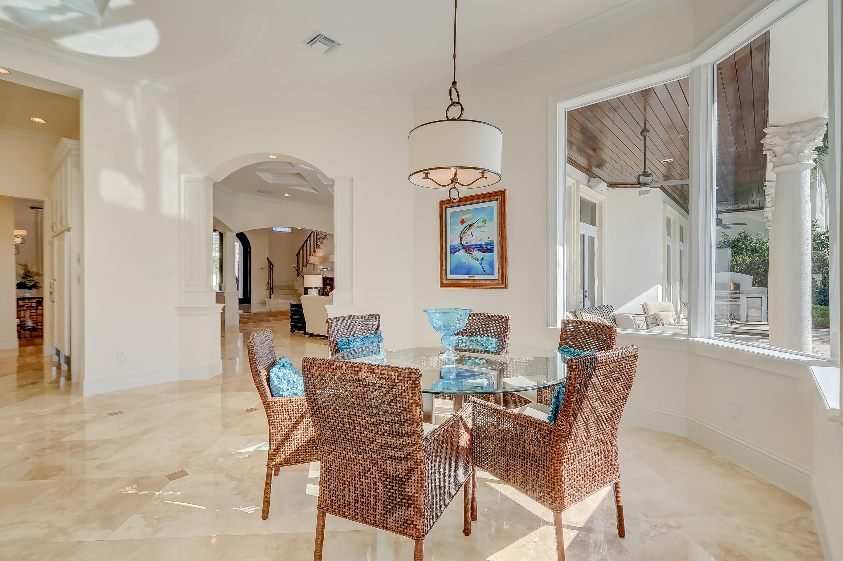 LIGHTHOUSE POINT - Residential