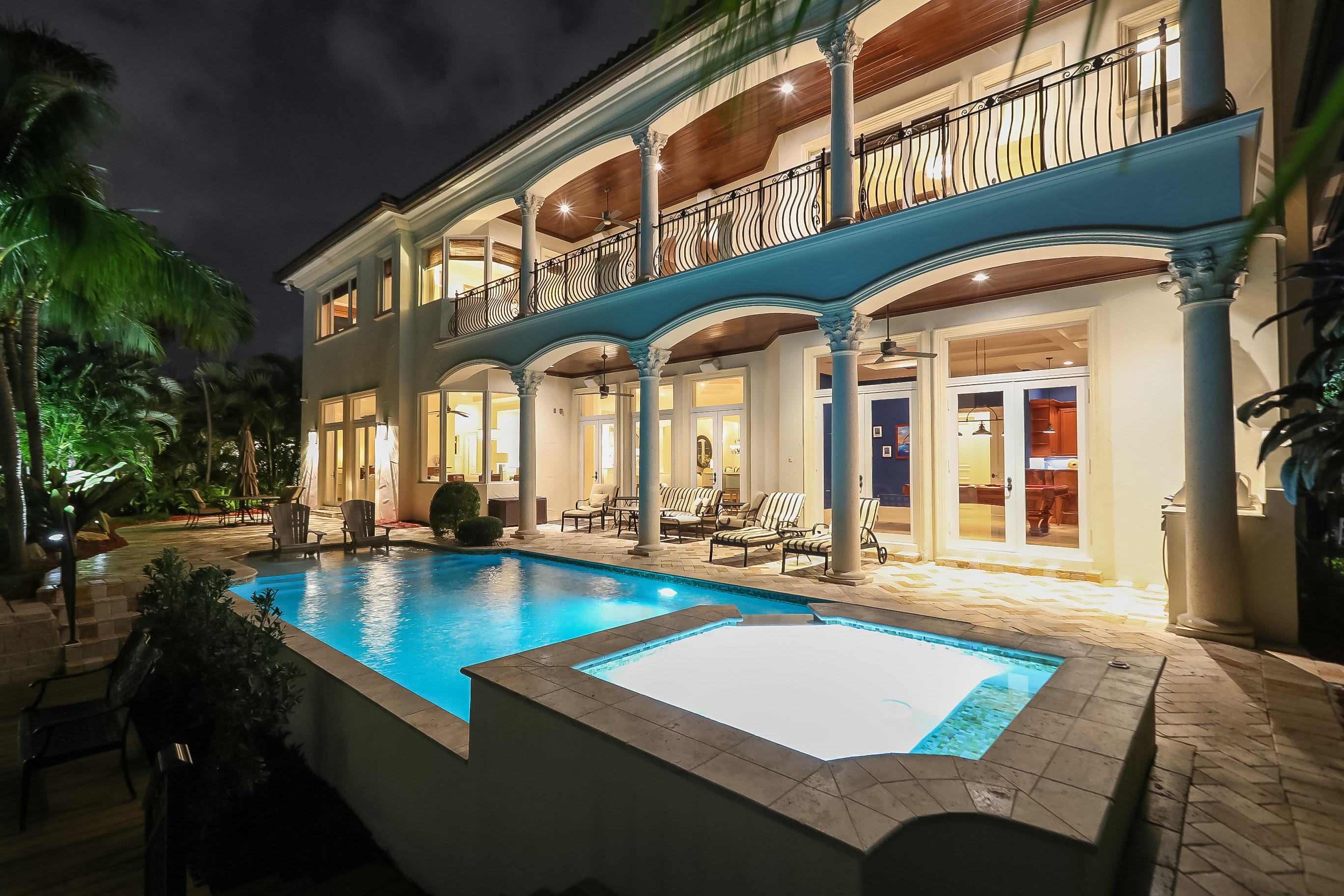 LIGHTHOUSE POINT - Residential
