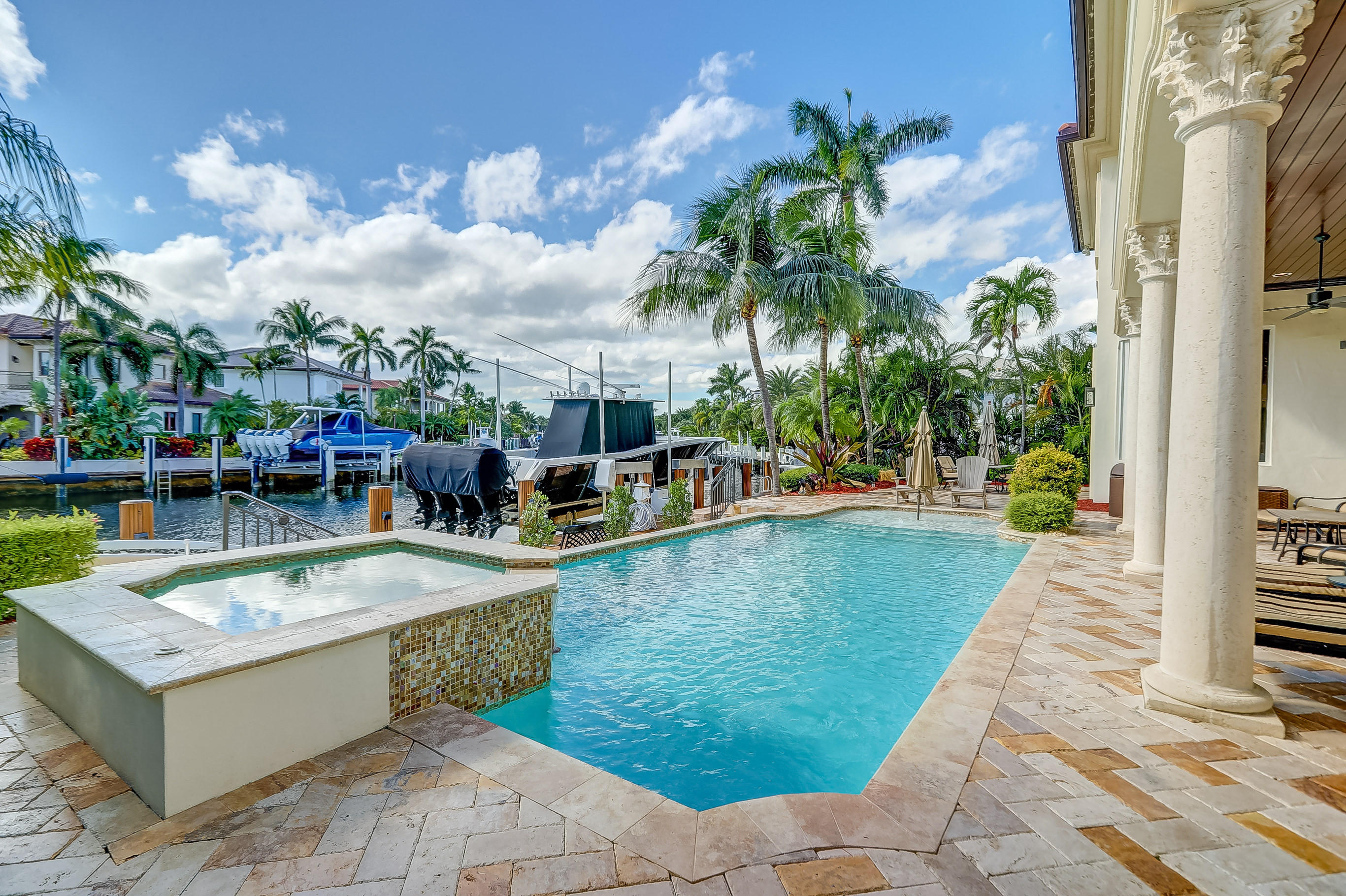 LIGHTHOUSE POINT - Residential