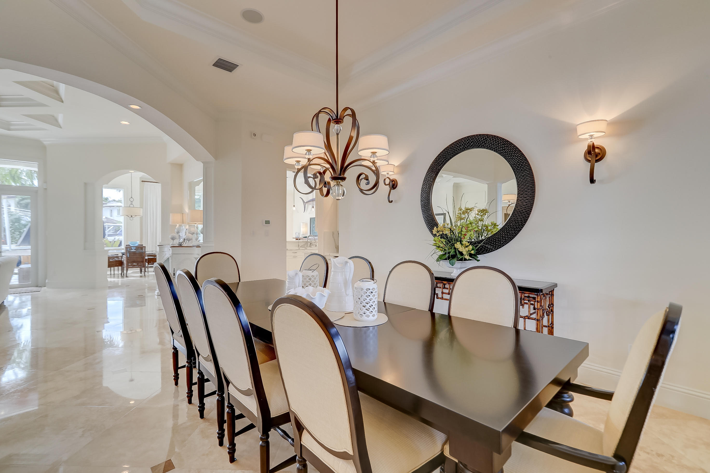 LIGHTHOUSE POINT - Residential