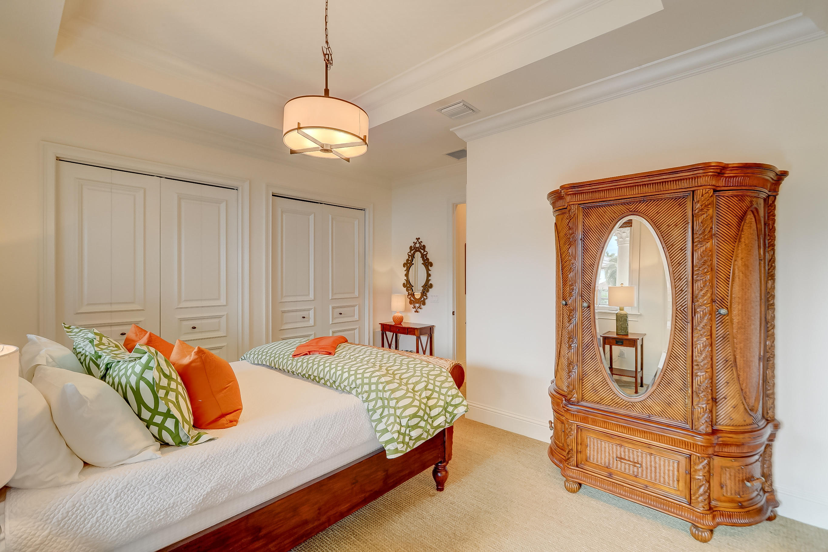 LIGHTHOUSE POINT - Residential
