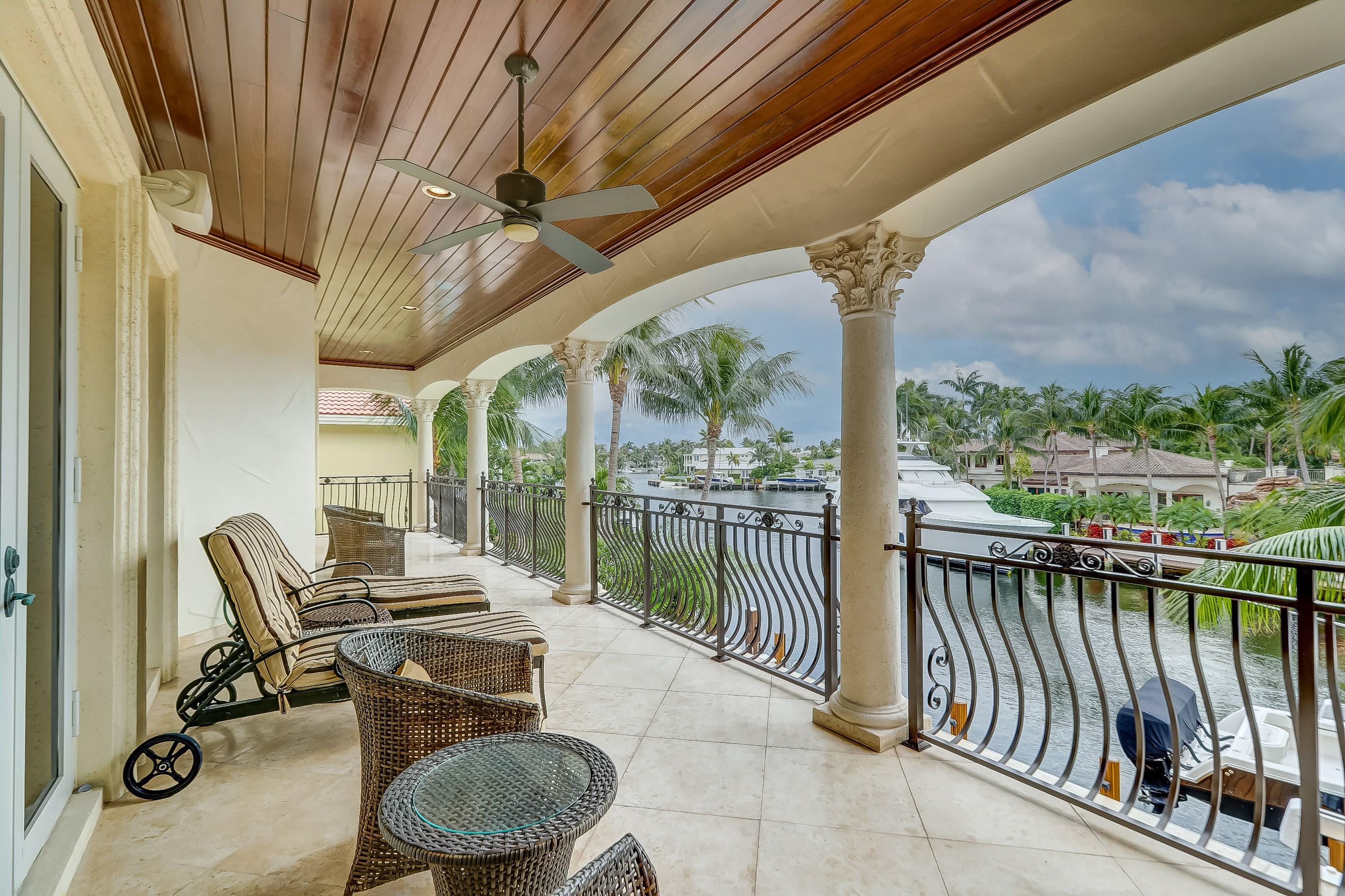 LIGHTHOUSE POINT - Residential