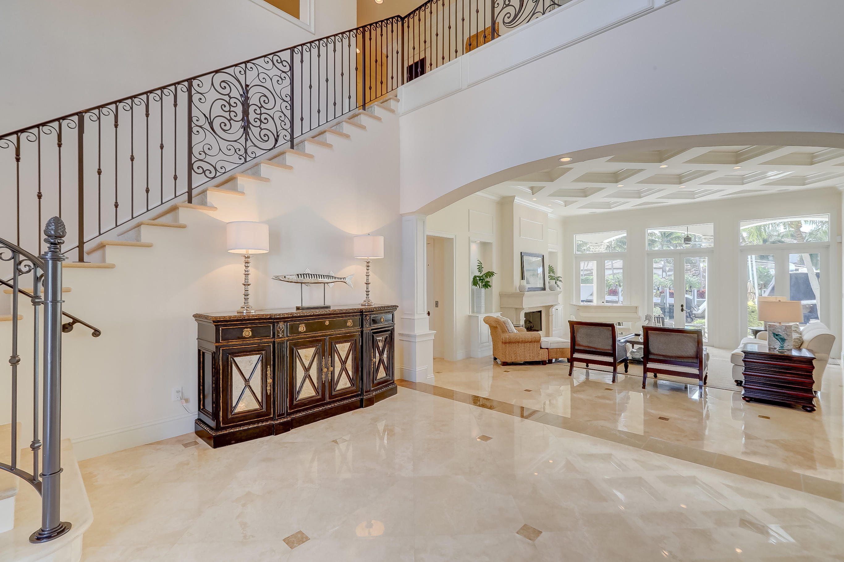 LIGHTHOUSE POINT - Residential