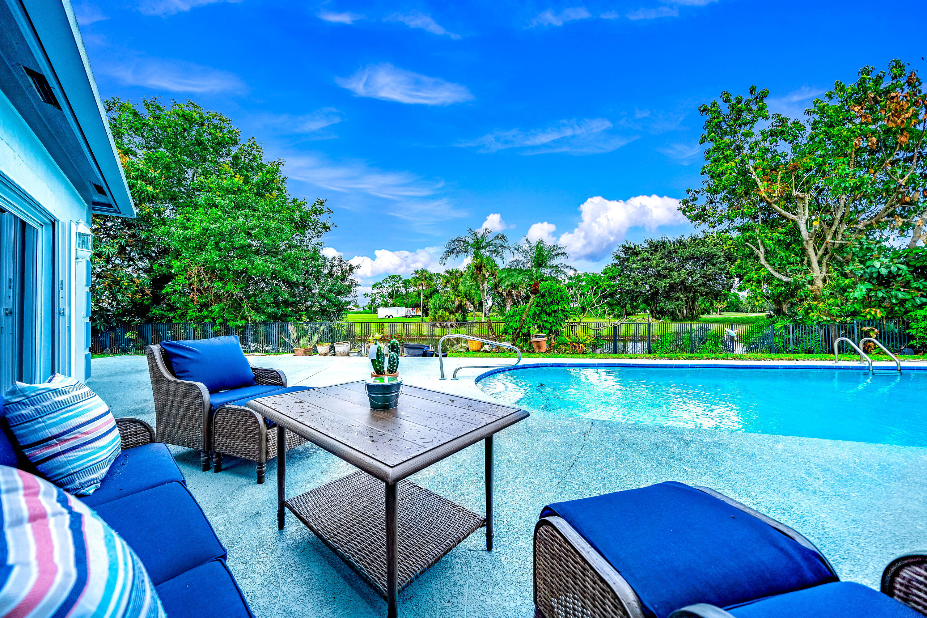GREENVIEW SHORES 2 OF WELLINGTON - Residential Lease