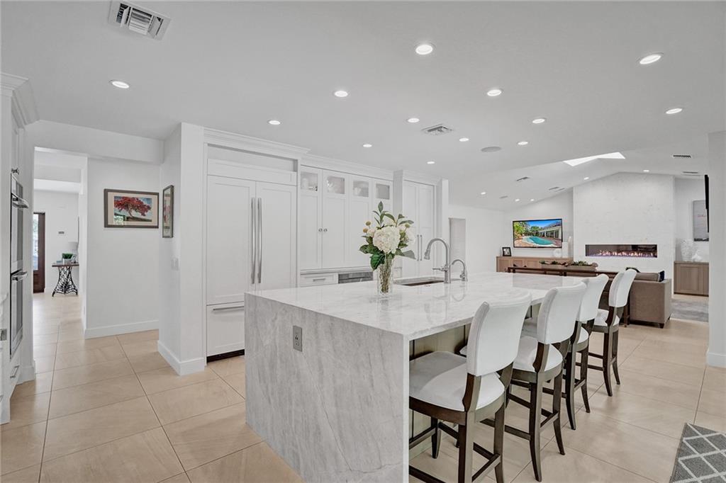 SUNRISE INTRACOASTAL - Residential
