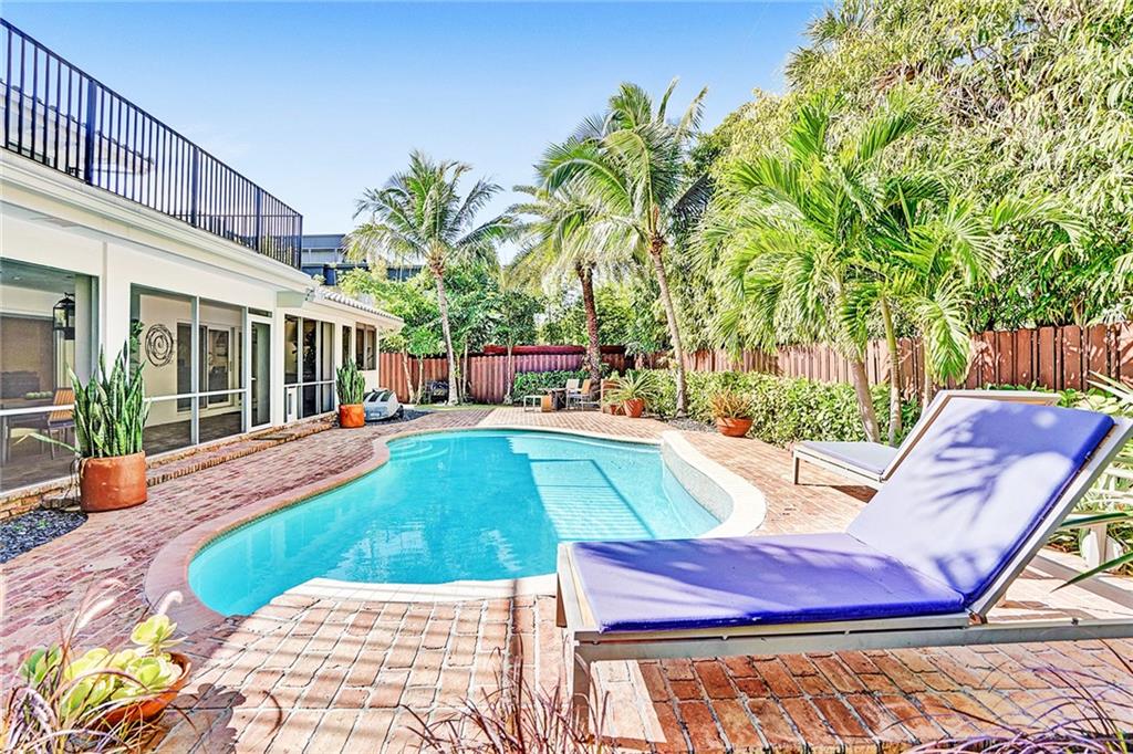 SUNRISE INTRACOASTAL - Residential