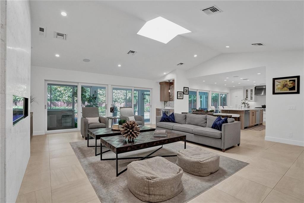 SUNRISE INTRACOASTAL - Residential