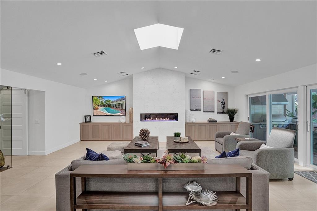 SUNRISE INTRACOASTAL - Residential