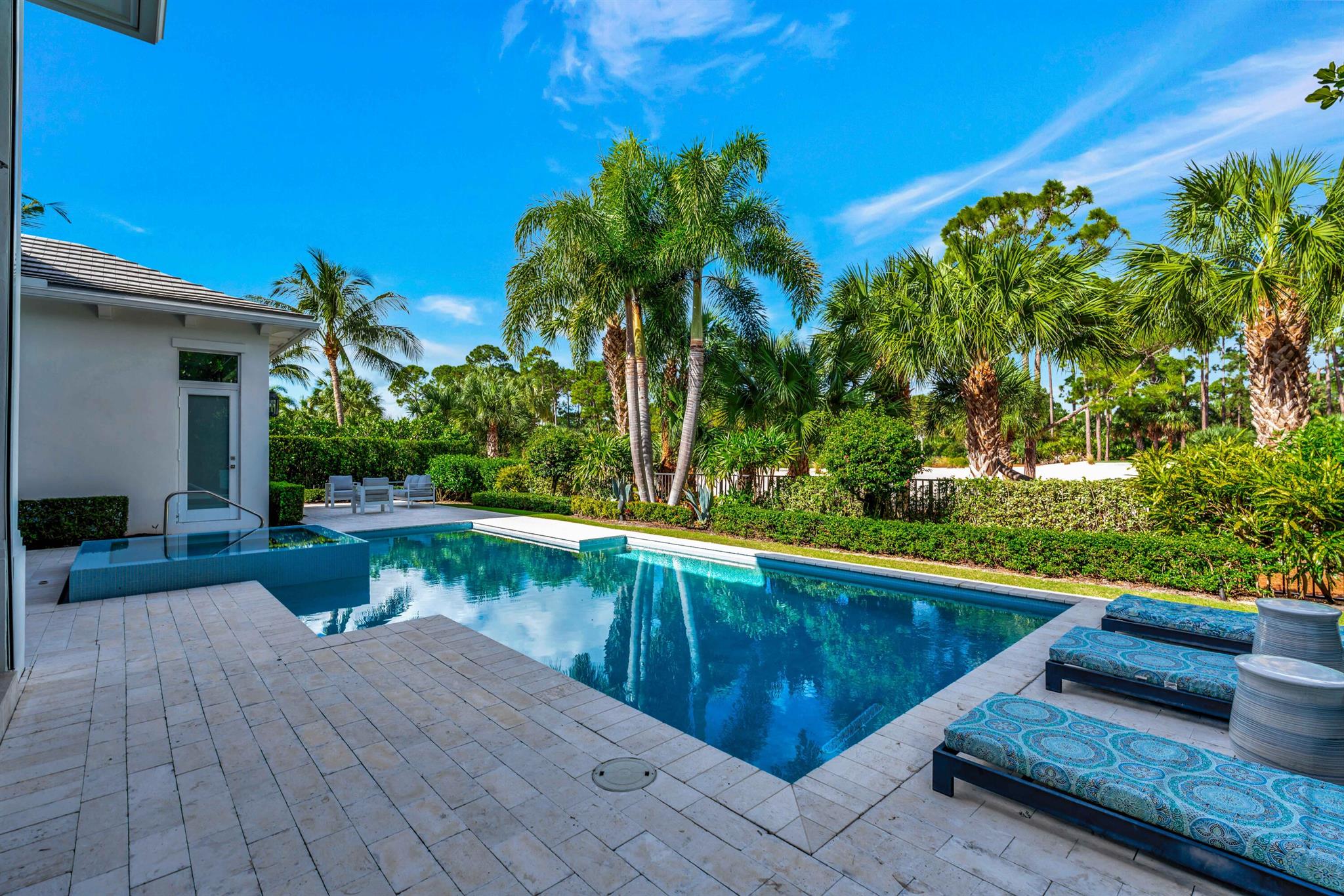 OLD PALM PL - Residential