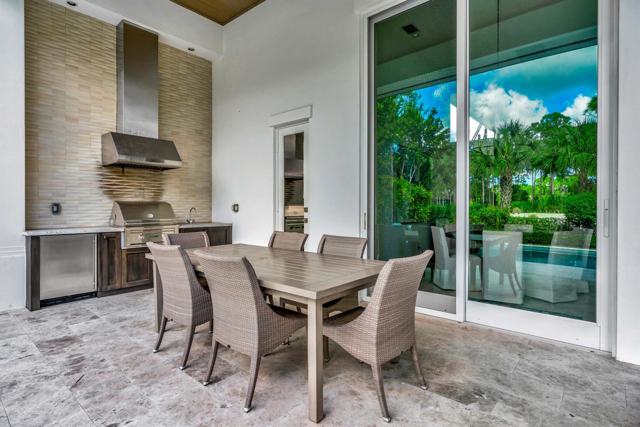 OLD PALM PL - Residential