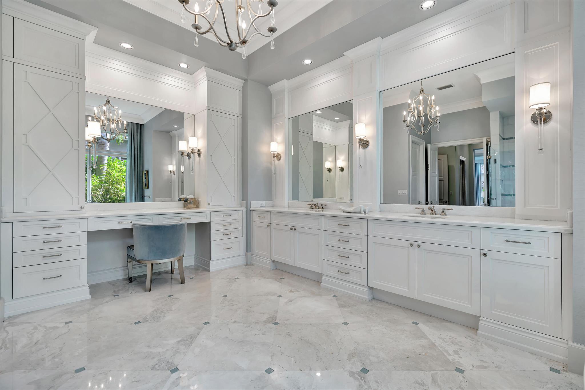 OLD PALM PL - Residential