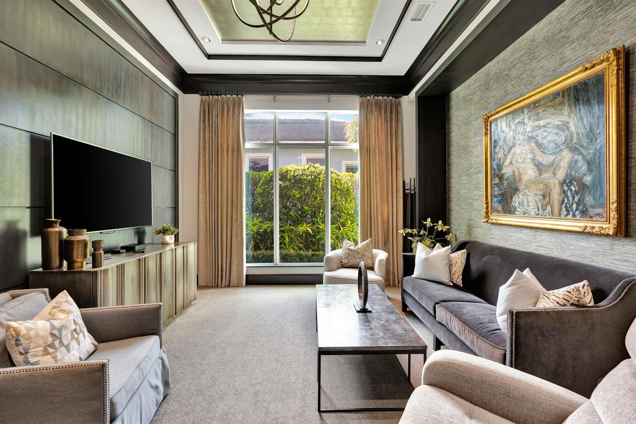 OLD PALM PL - Residential