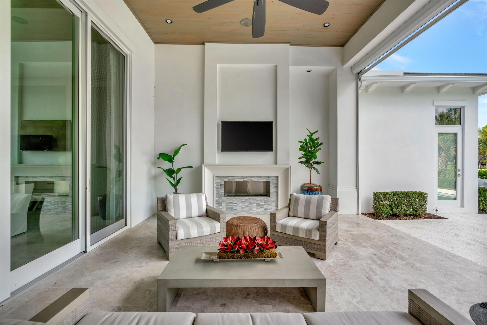 OLD PALM PL - Residential