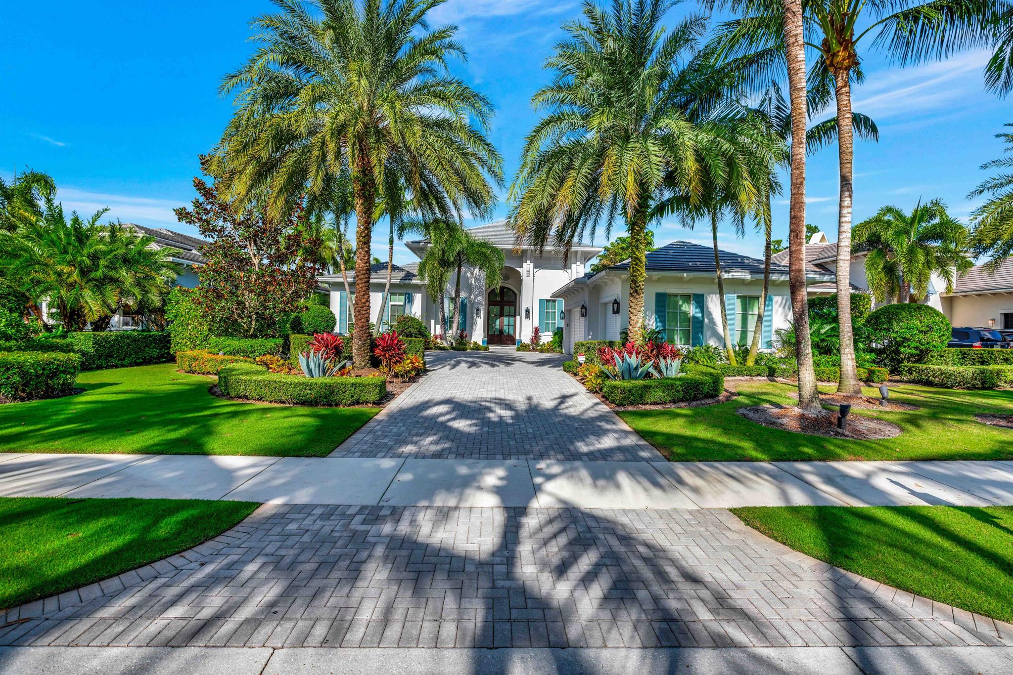 OLD PALM PL - Residential