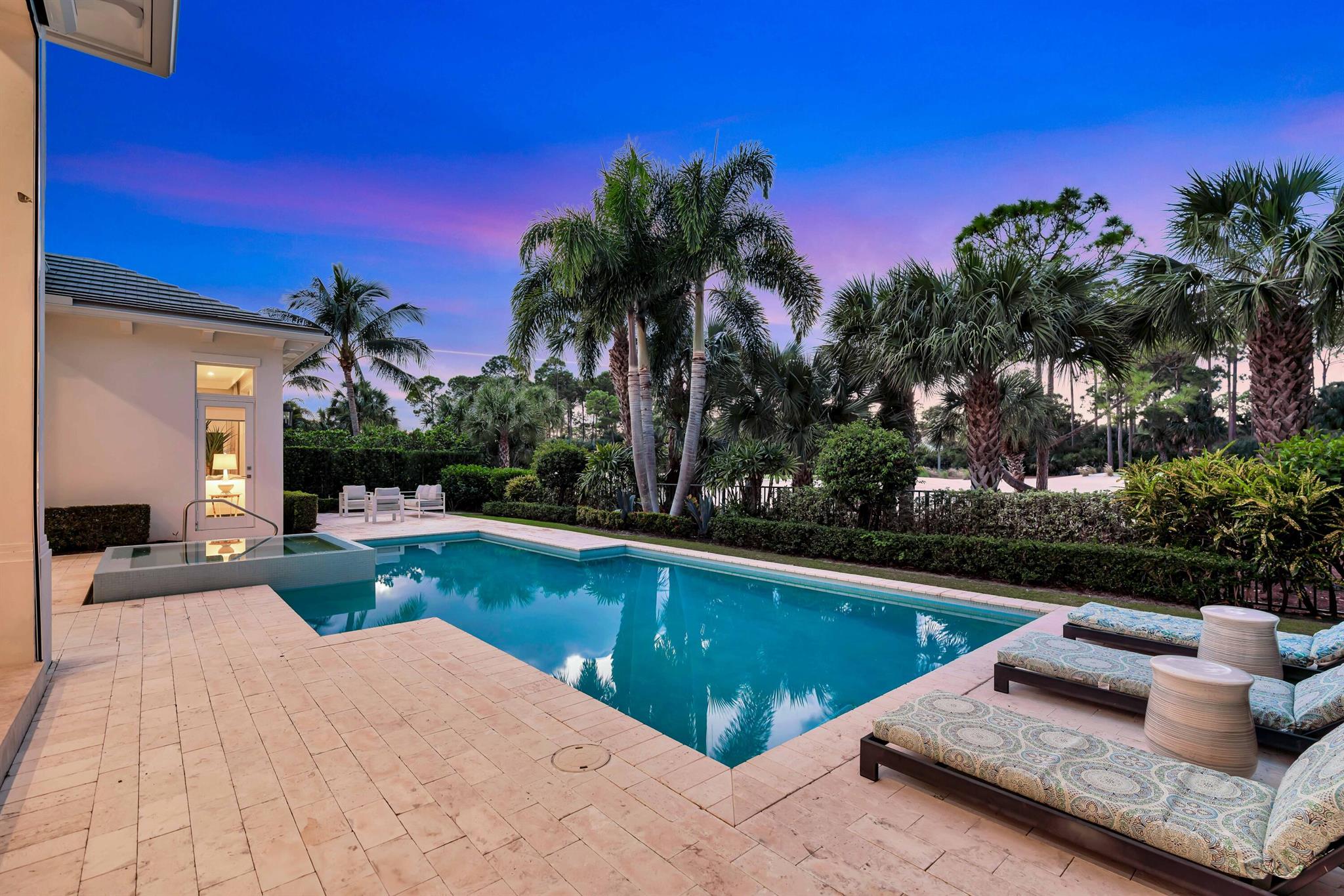 OLD PALM PL - Residential