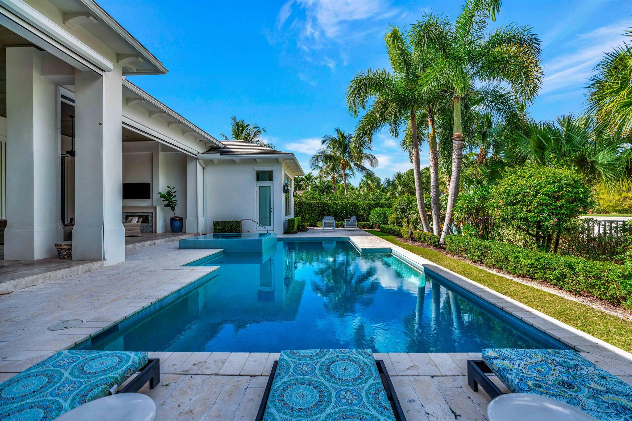 OLD PALM PL - Residential