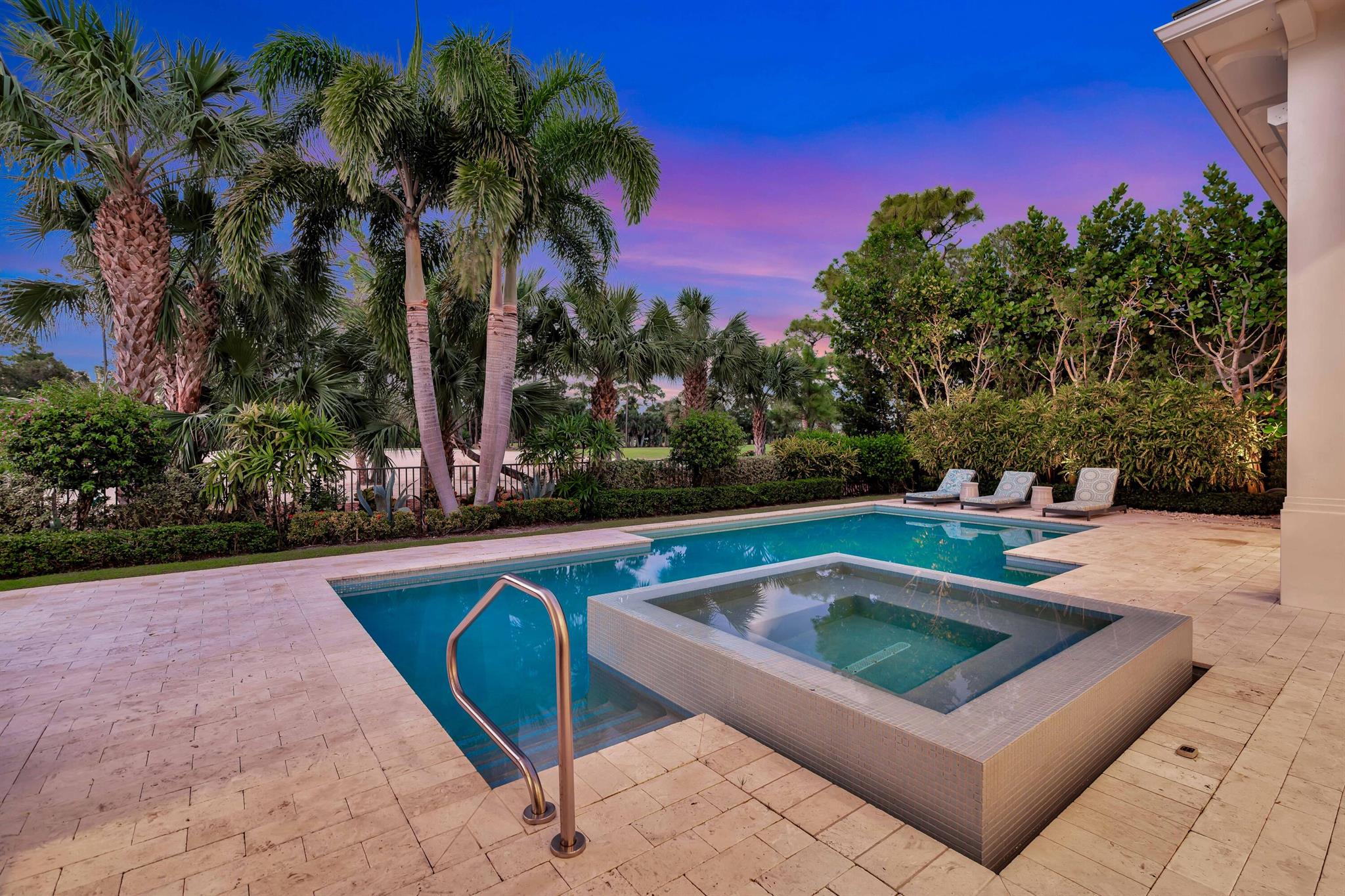 OLD PALM PL - Residential