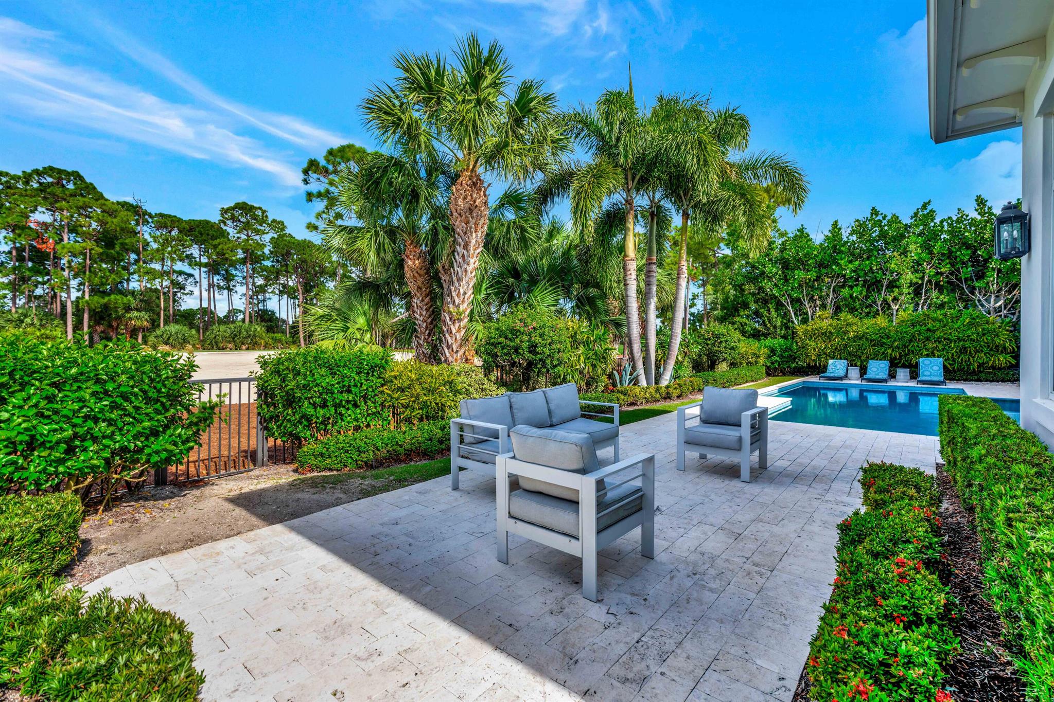 OLD PALM PL - Residential