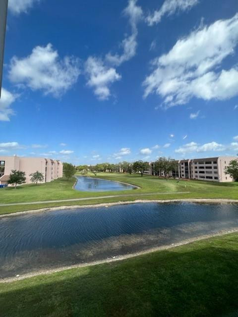 SUNRISE LAKES 190 CONDO - Residential