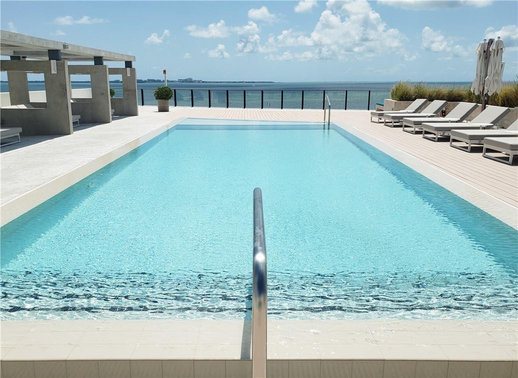 The Fairchild Condo - Residential