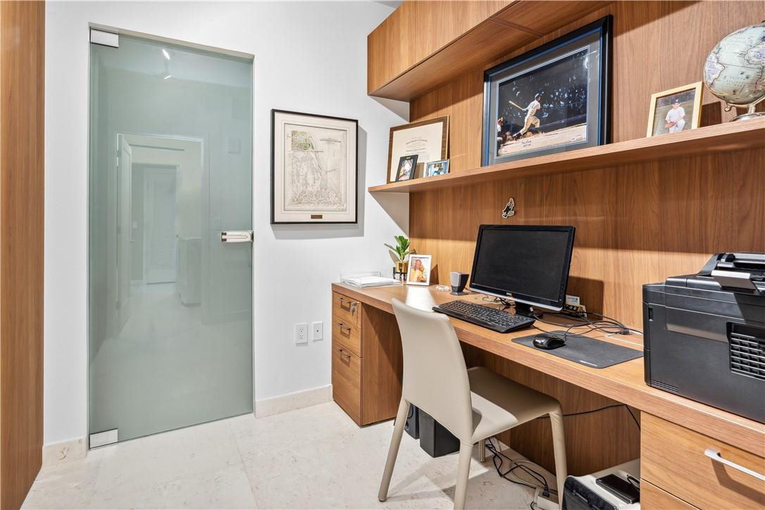 The Fairchild Condo - Residential