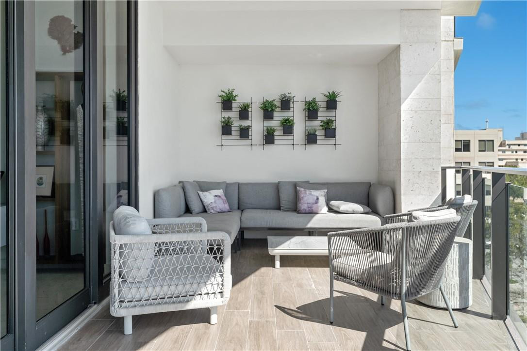 The Fairchild Condo - Residential