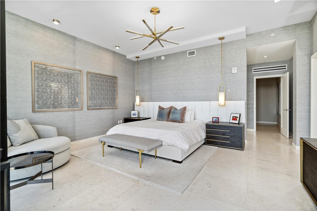 The Fairchild Condo - Residential