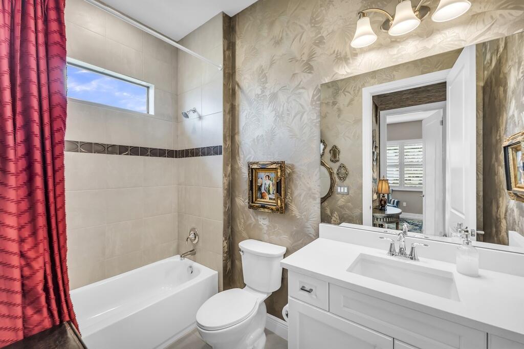 CRESSWIND PALM BEACH PHASE 3 - Residential