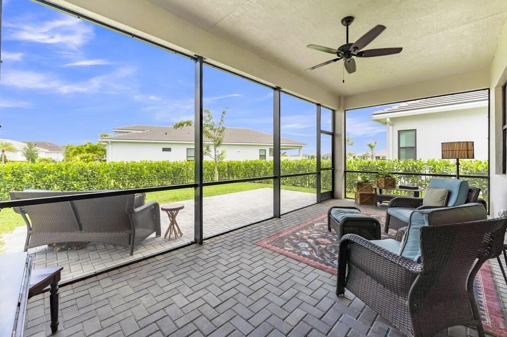 CRESSWIND PALM BEACH PHASE 3 - Residential