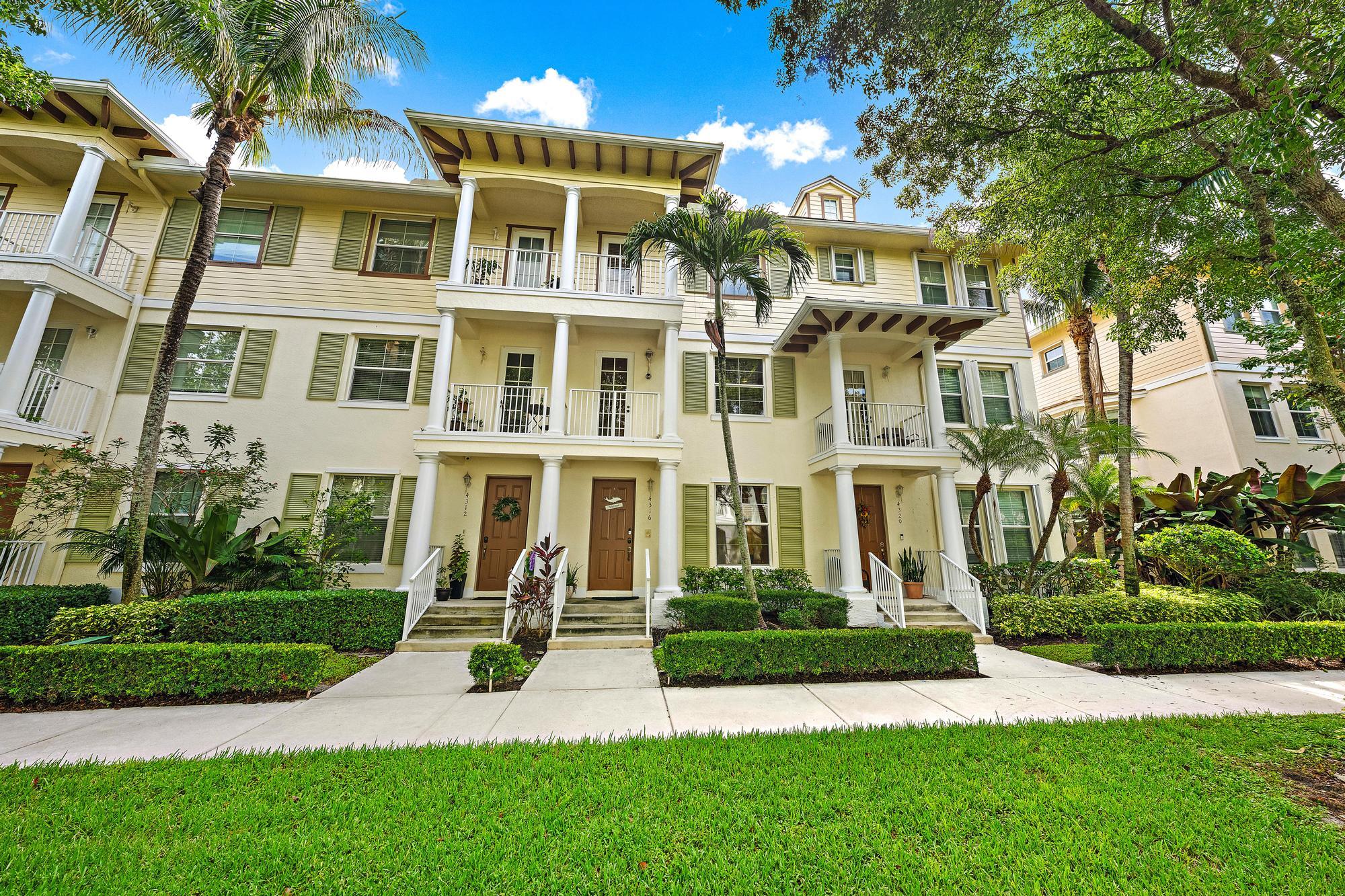 ABACOA TOWN CENTER 3 - Residential