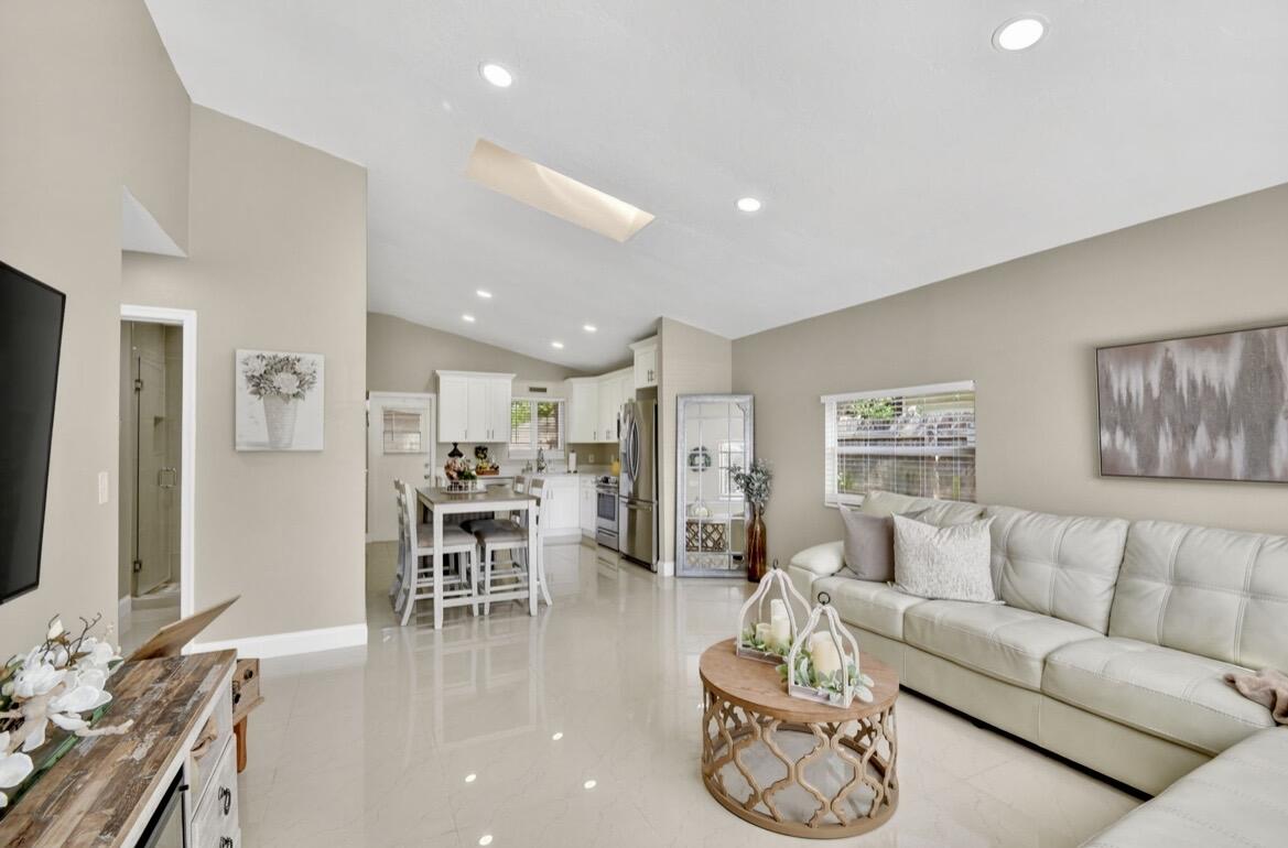 PARKWAY VILLAGE - Residential