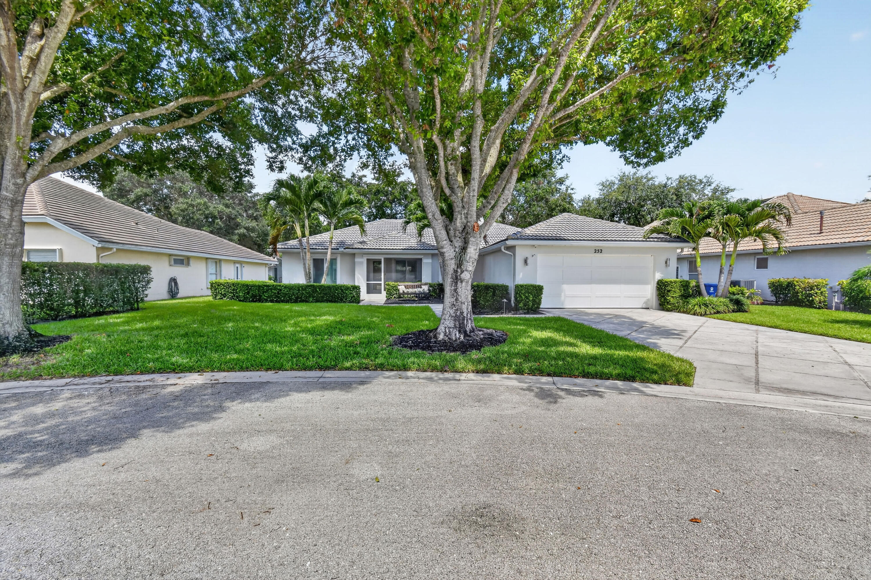 EGRET LANDING AT JUPITER - Residential