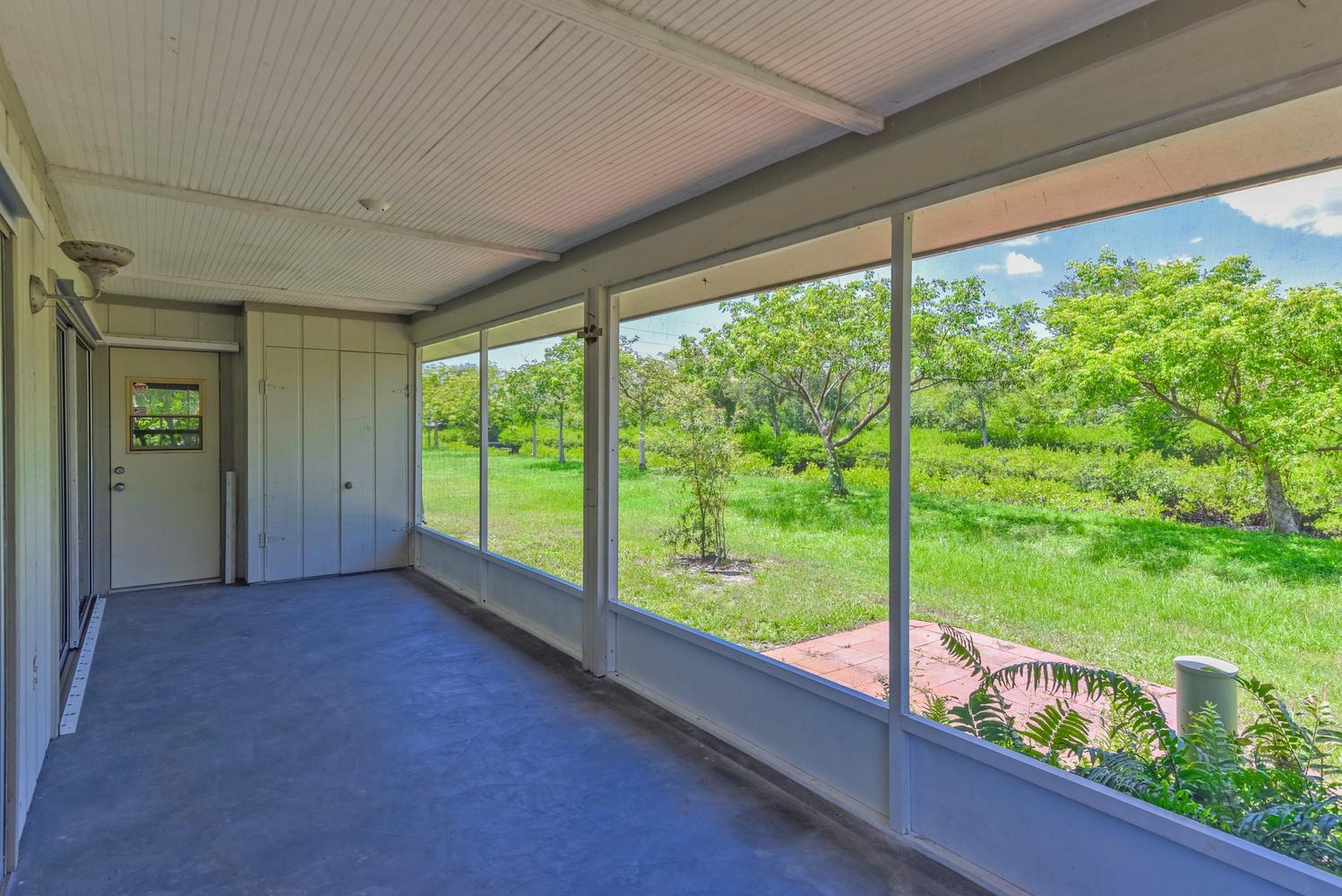 VILLAGE OAKS CONDO - Residential