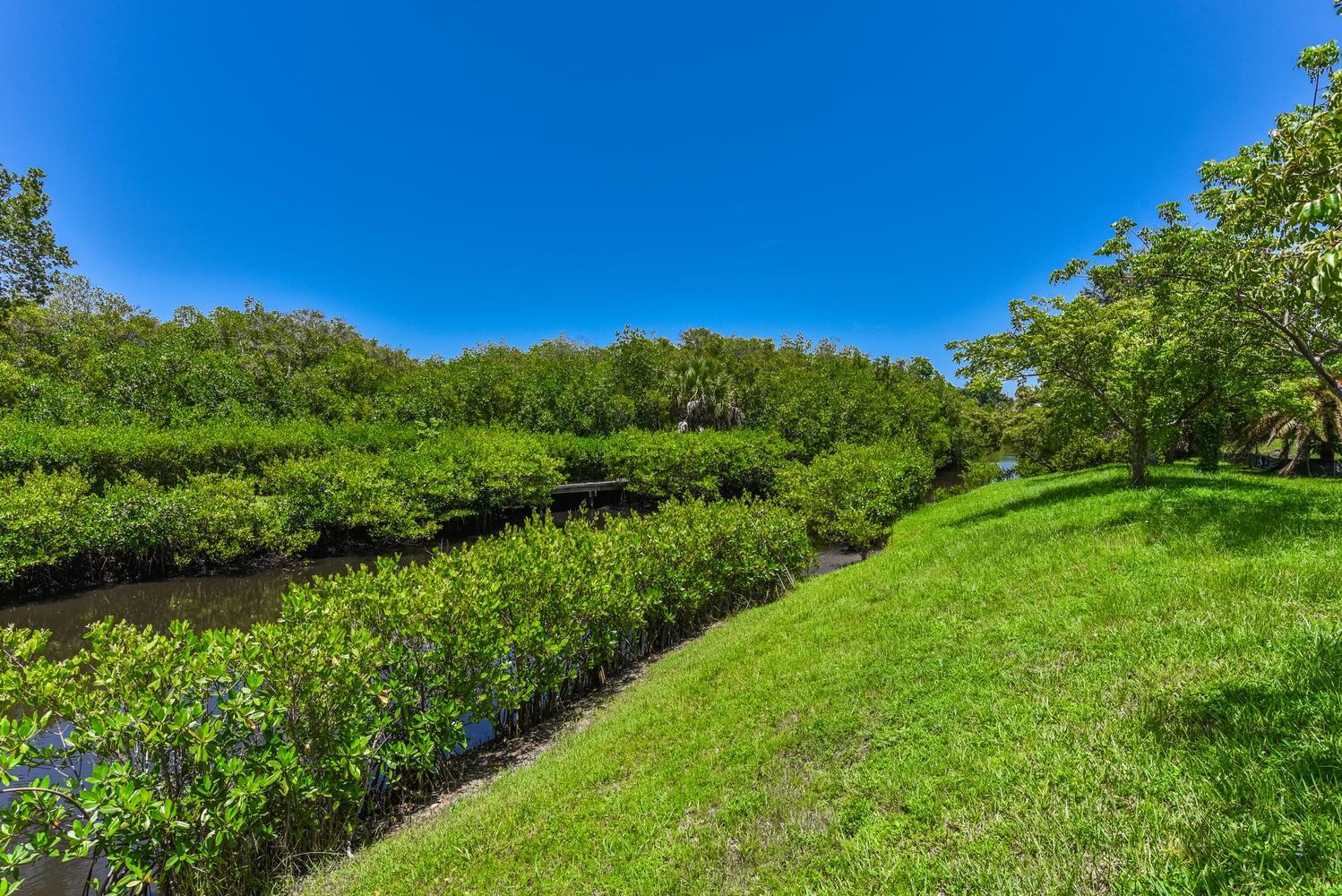 VILLAGE OAKS CONDO - Residential