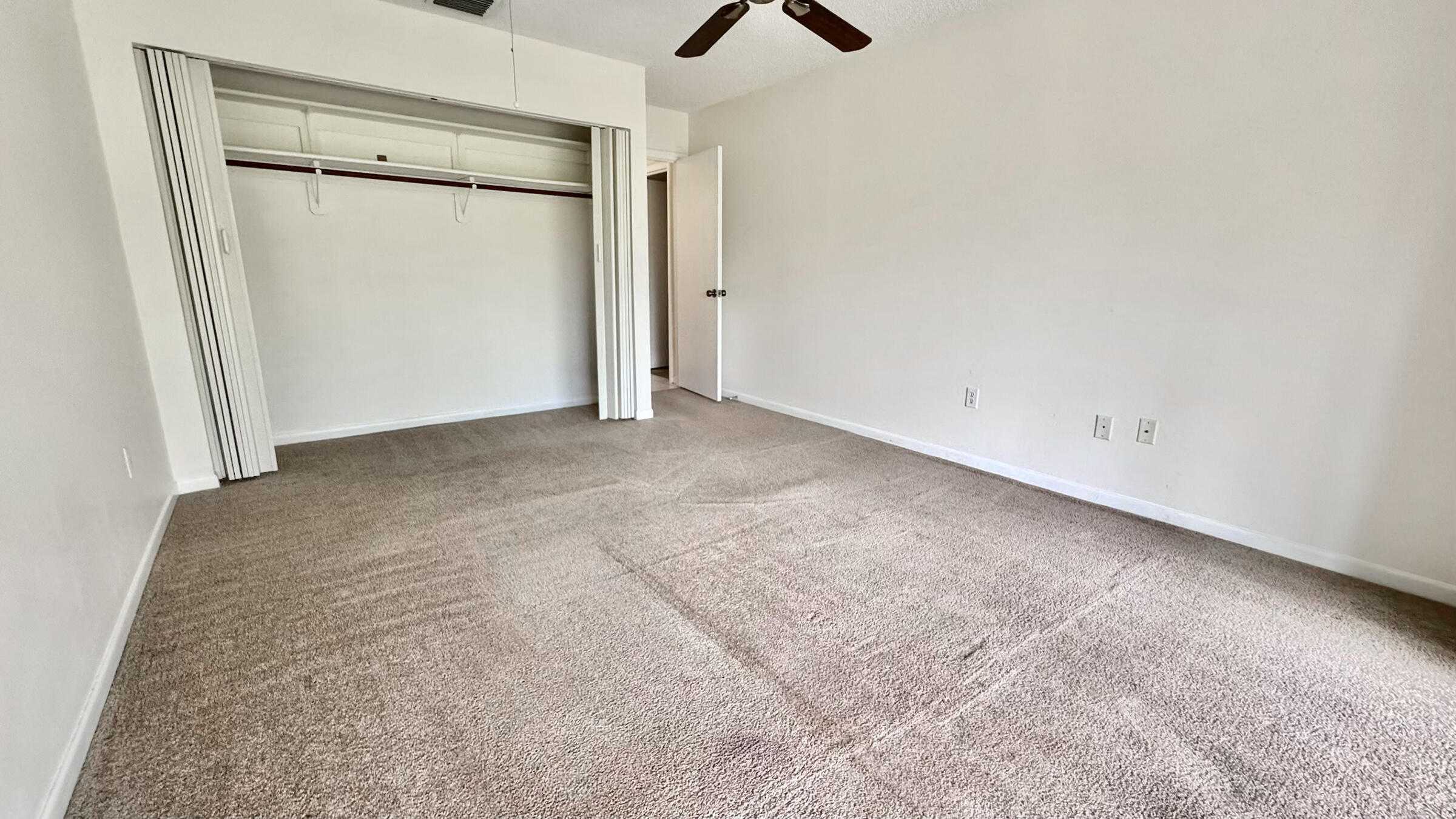 VILLAGE OAKS CONDO - Residential