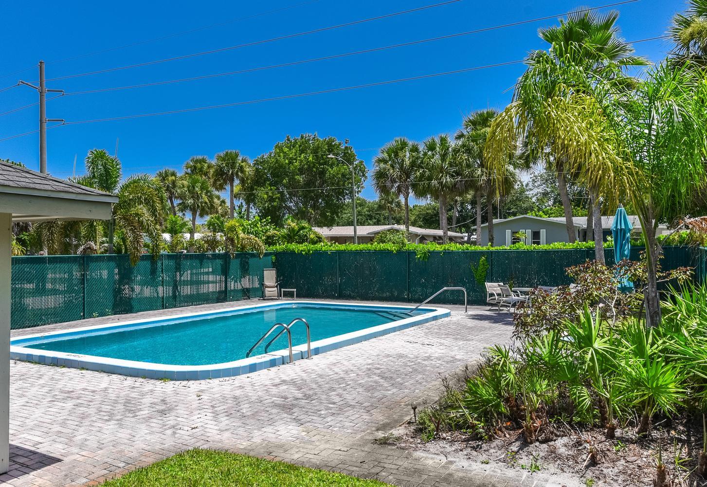 VILLAGE OAKS CONDO - Residential