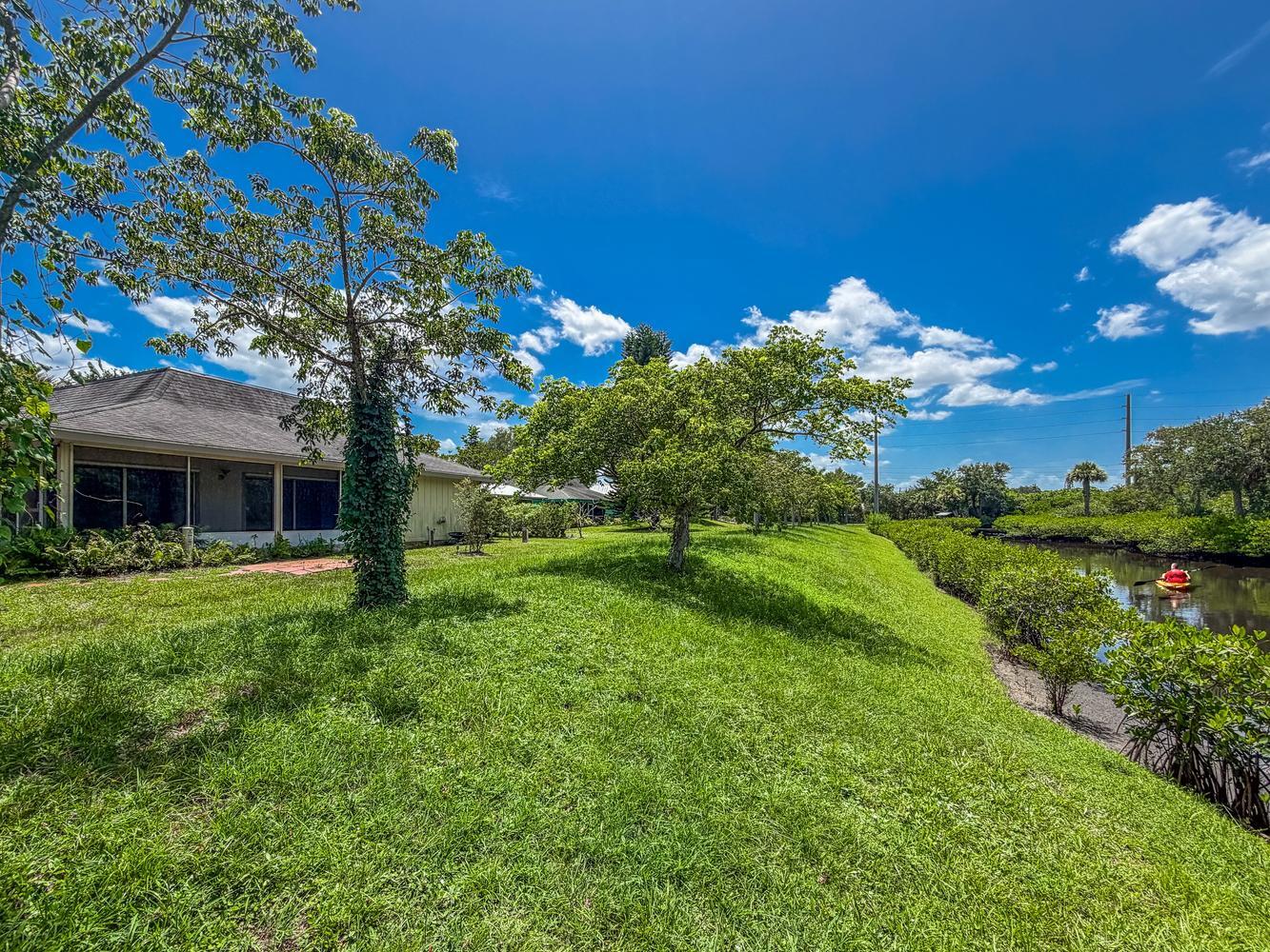 VILLAGE OAKS CONDO - Residential