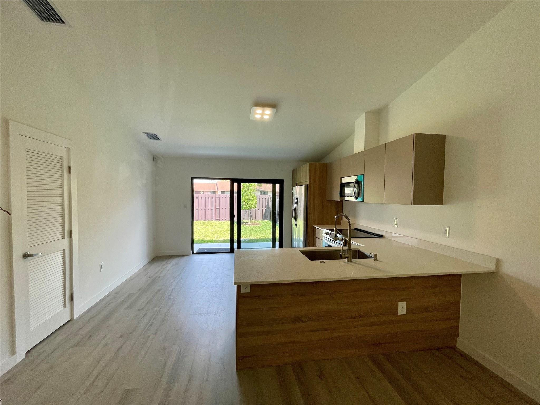 SAN SEBASTIAN TWNHSES - Residential Lease