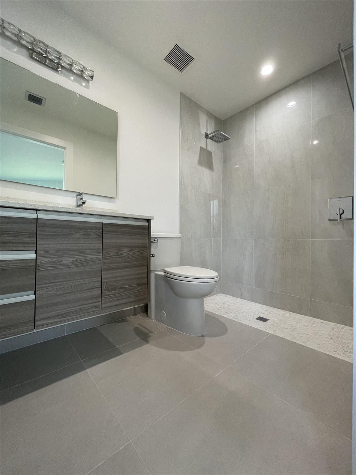 SAN SEBASTIAN TWNHSES - Residential Lease