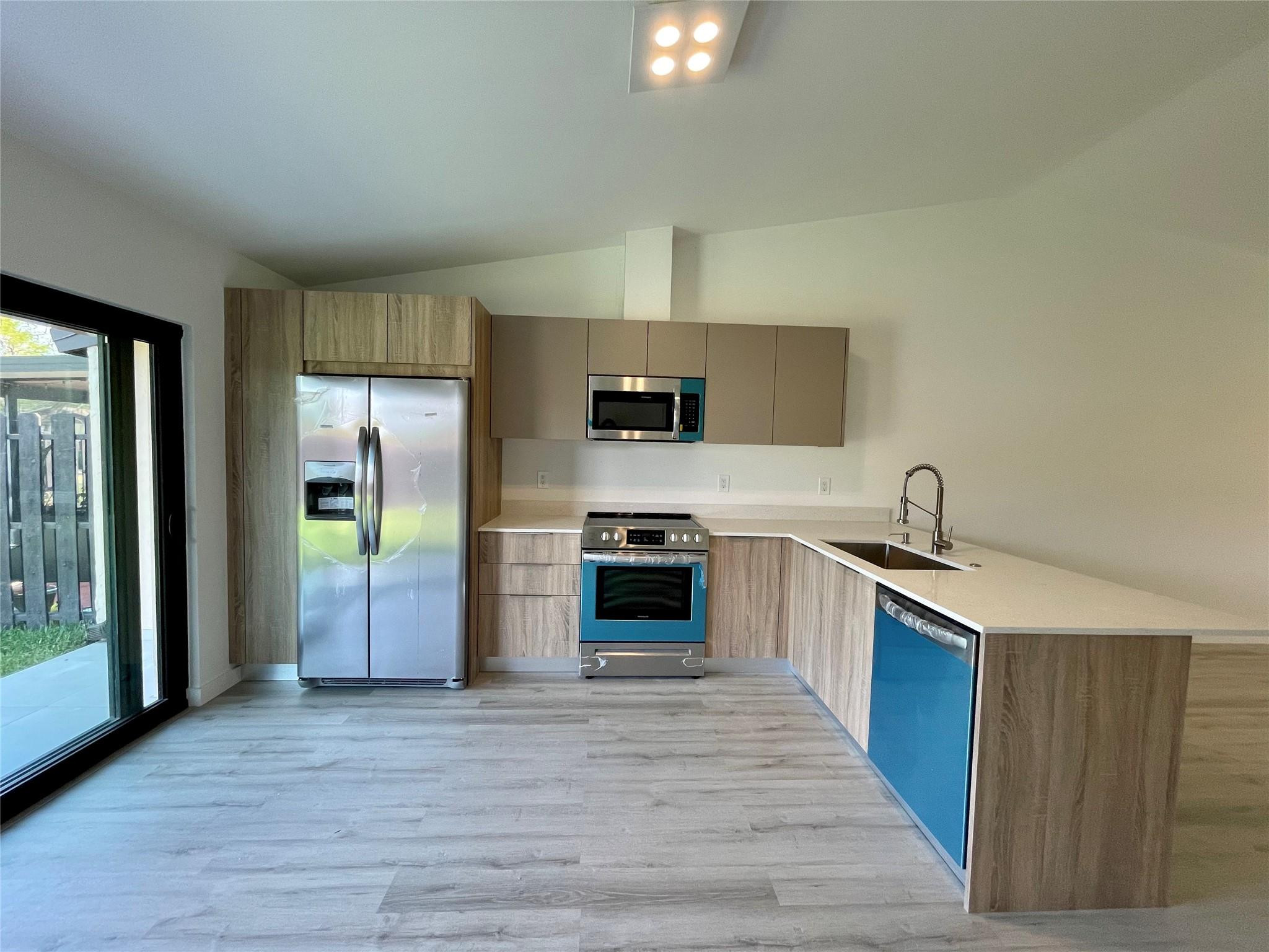 SAN SEBASTIAN TWNHSES - Residential Lease